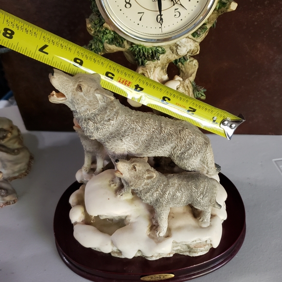 Rubg's COLLECTION Clock statue with 3 wolfs - Picture 7 of 15